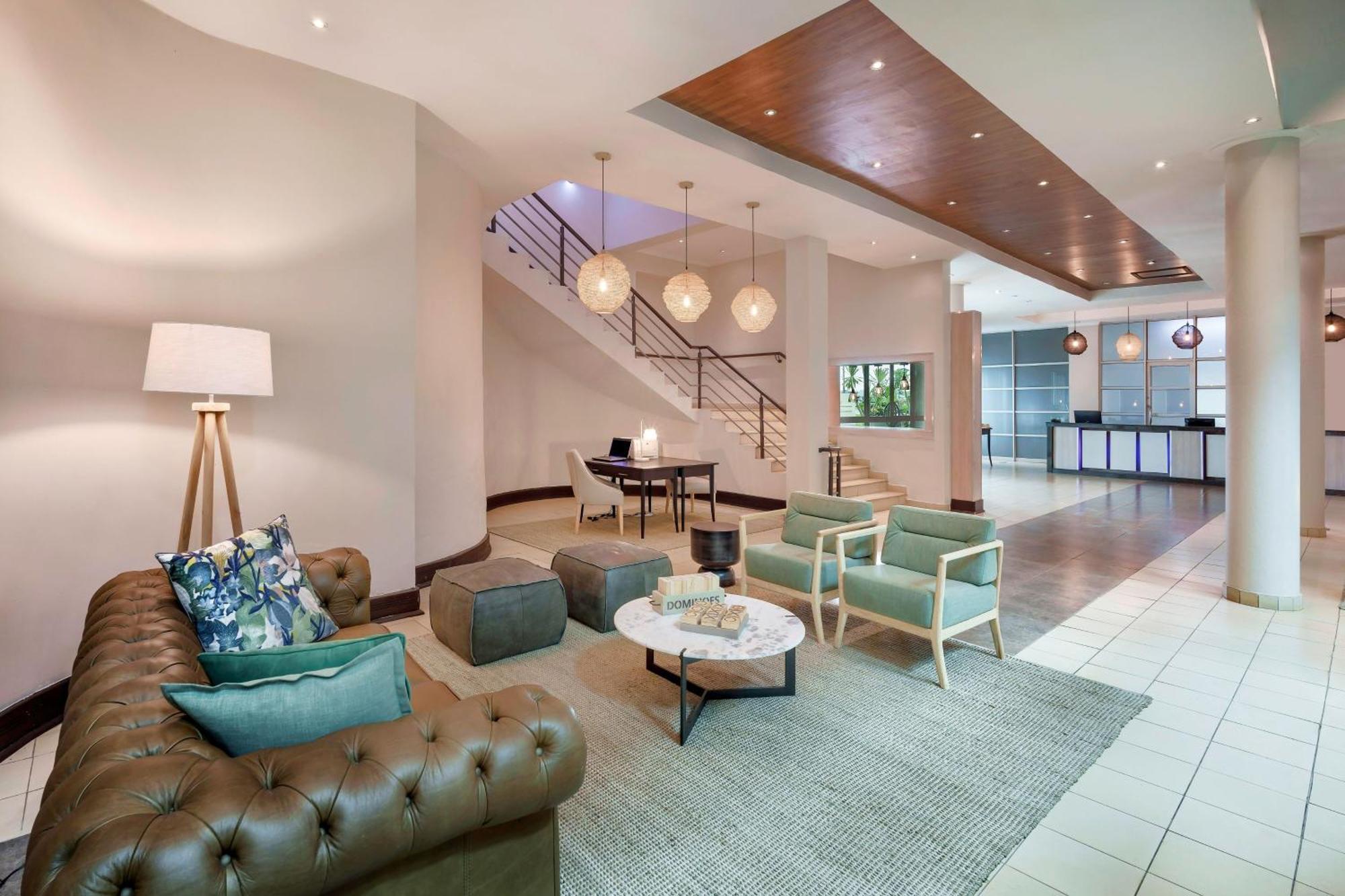 Protea Hotel By Marriott Лусака Екстериор снимка